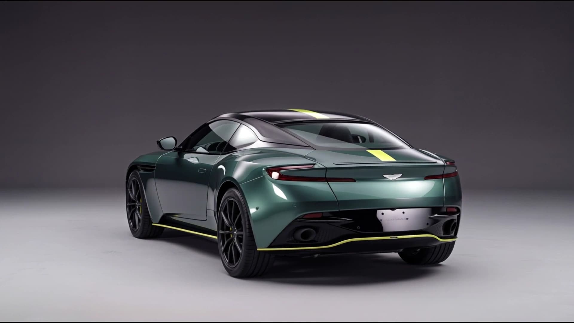 Volante rear three-quarter stance